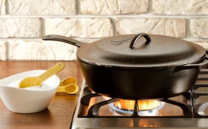 Những điều cần biết trước khi vào bếp cùng chảo gang