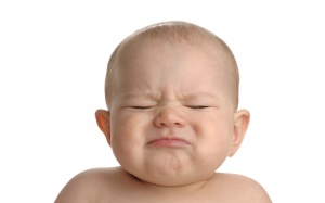 Triệu chứng đau bụng và chứng táo bón ở trẻ em