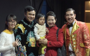 Những hình ảnh “độc” hậu trường sân khấu Gala Cười 2017