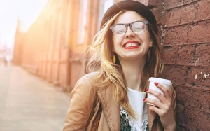 Mất điểm vì hàm răng ố vàng, bạn đã tìm ra nguyên nhân?