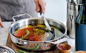 Vật dụng nấu bếp bằng inox hay thép không gỉ có tốt không?