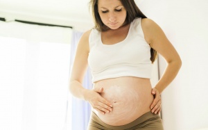 Làm sao để phòng ngừa rạn da ở phụ nữ mang thai?