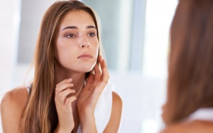 Tại sao da đột nhiên trở nên quá nhạy cảm?