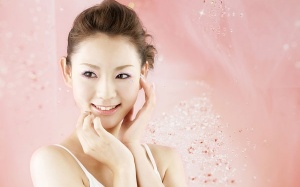 Tẩy da chết và trị thâm da bằng nguyên liệu tự nhiên