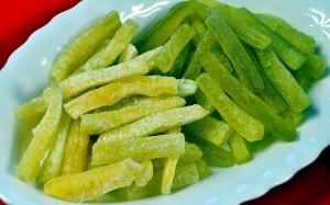 Hướng dẫn cách làm mứt vỏ bưởi thơm dẻo cho ngày Tết cổ truyền