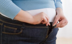 Vì sao phụ nữ bị buồng trứng đa nang dễ tăng cân?