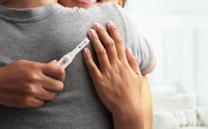 Chu kỳ kinh nguyệt không đều, làm sao để dễ có thai?