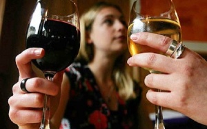 Phụ nữ và rượu
