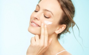 Tinh chất nhau thai cừu – Giải pháp cho làn da tuổi 30 thâm, nám, sạm