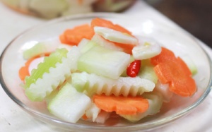 Giòn ngọt su hào bóp xổi chống ngán ngày Tết