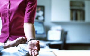 Mệt mỏi vì công việc đầu năm? Thử ngay 5 bài tập yoga này!