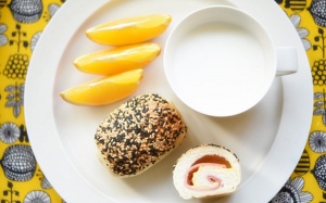 Bánh cuộn giăm bông và pho mai