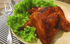 Món ăn cuối tuần: Cánh gà nướng kim chi
