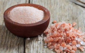 6 lý do để bạn thay thế muối ăn thường bằng muối Himalaya