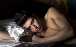 Đàn ông cần ngủ bao lâu một ngày để 'tinh binh' khỏe mạnh?