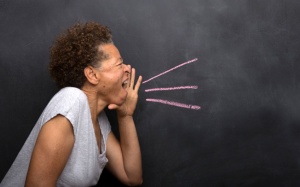 Giọng khàn như 'vịt đực': Nguyên nhân vì đâu?