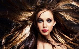 Cách dưỡng tóc mềm mịn tự nhiên dễ ợt với dầu hạt bông cải xanh