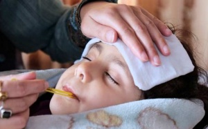 6 cách tự nhiên giúp làm giảm sốt virus hiệu quả