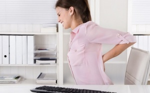 Đau lưng đe dọa tính mạng như thế nào?