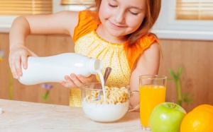 Muốn trẻ thông minh, học tốt - đừng bỏ qua bữa sáng