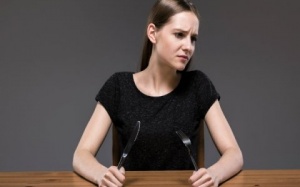 5 loại thực phẩm bạn không nên dùng khi đói