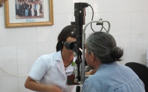 Hàng nghìn người mù lòa vì thói quen nguy hiểm này