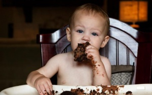 Ăn quá nhiều chocolate dễ bùng phát eczema