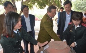 Hà Nội sẽ truy quét rượu 'độc' mạnh tay như 'dẹp loạn vỉa hè'