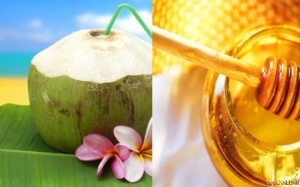 7 lợi ích bất ngờ khi uống nước dừa với mật ong