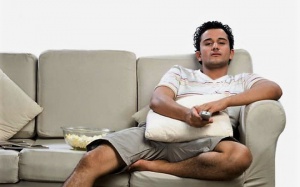 Ngồi một chỗ thường xuyên ảnh hưởng thế nào tới sức khỏe?