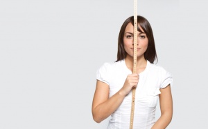 Video: Vì sao chúng ta lại thấp hơn vào ban đêm?