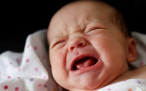 Trẻ 6 tháng tuổi bị táo bón phải làm sao?