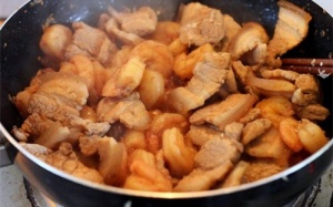 Cả nhà bị bệnh chỉ vì thói quen nấu nướng sai cách của chị em