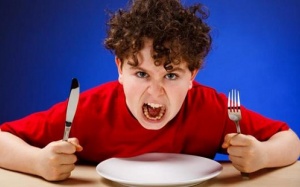 Cảm thấy cáu gắt khi đói: Phải làm gì để kiểm soát tâm trạng?