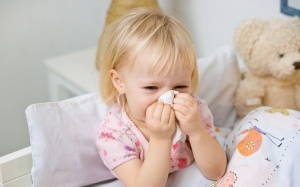 Những bệnh trẻ dễ mắc khi giao mùa Xuân - Hè