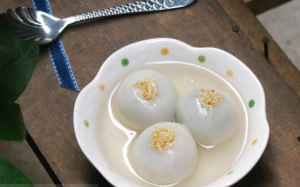 Tết Hàn Thực làm bánh chay vị trà xanh kiểu mới