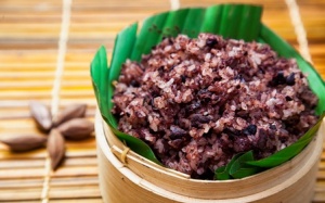 Bí quyết làm món xôi trám đen vừa dẻo vừa thơm