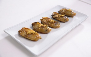 Cuối tuần làm hầu chiên mật ong đãi khách