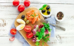 Các tip ăn uống giúp giảm nguy cơ bệnh tim mạch khi về già