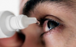 Cẩn trọng đau mắt đỏ bùng phát khi giao mùa