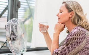 Loại thuốc mới giảm bốc hỏa, đổ mồ hôi đêm hiệu quả cho phụ nữ mãn kinh