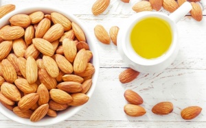 Chăm sóc tóc hiệu quả hơn bằng dầu hạnh nhân