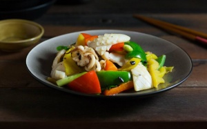 Mực xào ớt chuông theo kiểu Quảng Đông