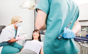 Đâu là biện pháp làm giảm lo lắng, giảm đau khi phẫu thuật? 