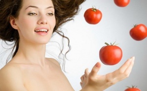 Cách làm mặt nạ cà chua giúp chăm sóc da hiệu quả