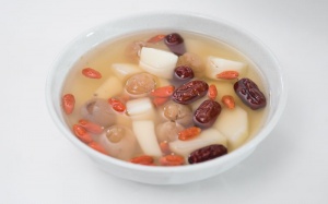 Chè long nhãn củ mài đãi cả nhà