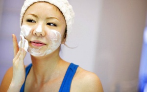 Video: Bật mí 10 cách chăm sóc da mặt tốt nhất