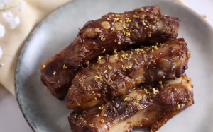Hướng dẫn cách làm sườn sụn nướng mật đường hoa quế