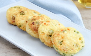 Đậu phụ sốt, lướt ván xưa như Diễm - giờ phải chiên theo kiểu này mới hợp thời