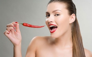 Bạn đang đau bụng, đau dạ dày? Hãy thử ăn ớt!